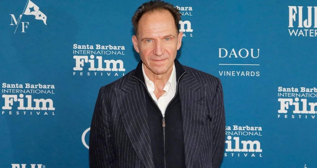 Ralph Fiennes's Wife, Age, Height, Weight, Net Worth, Career, And Full Bio