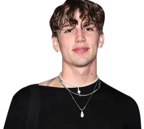 Vinnie Hacker Age, Height, Weight, Net Worth, Career, And More