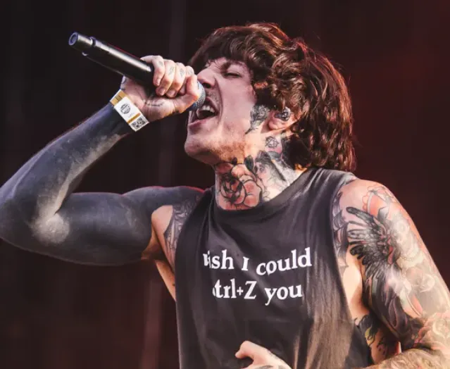 Oli Sykes Age, Biography, Net Worth, and Life Story in 2025: Everything You Need to Know Oli Sykes Age, Biography, Net Worth, and Life Story in 2025: Everything You Need to Know