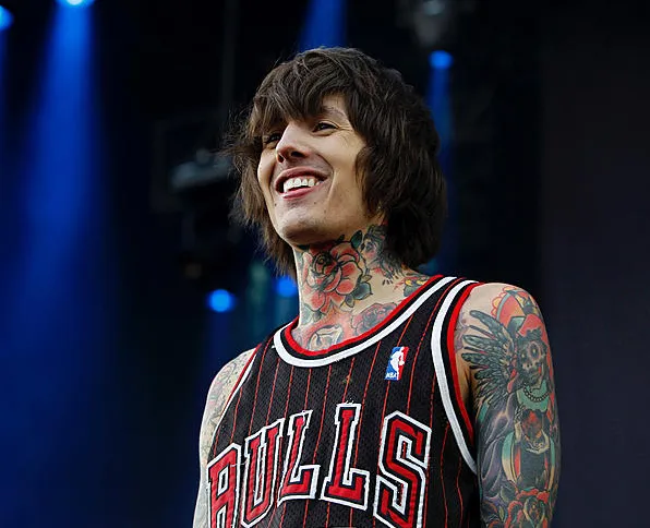 Oli Sykes Age, Biography, Net Worth, and Life Story in 2025: Everything You Need to Know