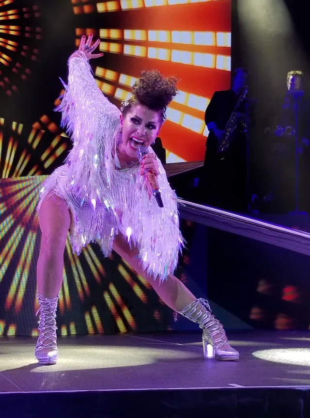 Alejandra Guzmán Age – Complete Biography, Career, Net Worth & More