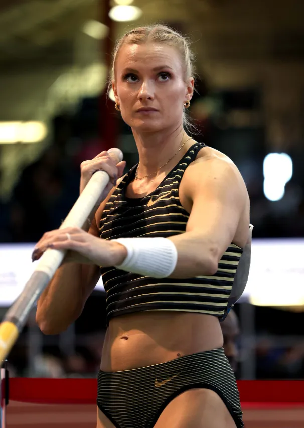 Inside the Life of Katie Moon's Husband A Closer Look at Her Partner and Their Life Together