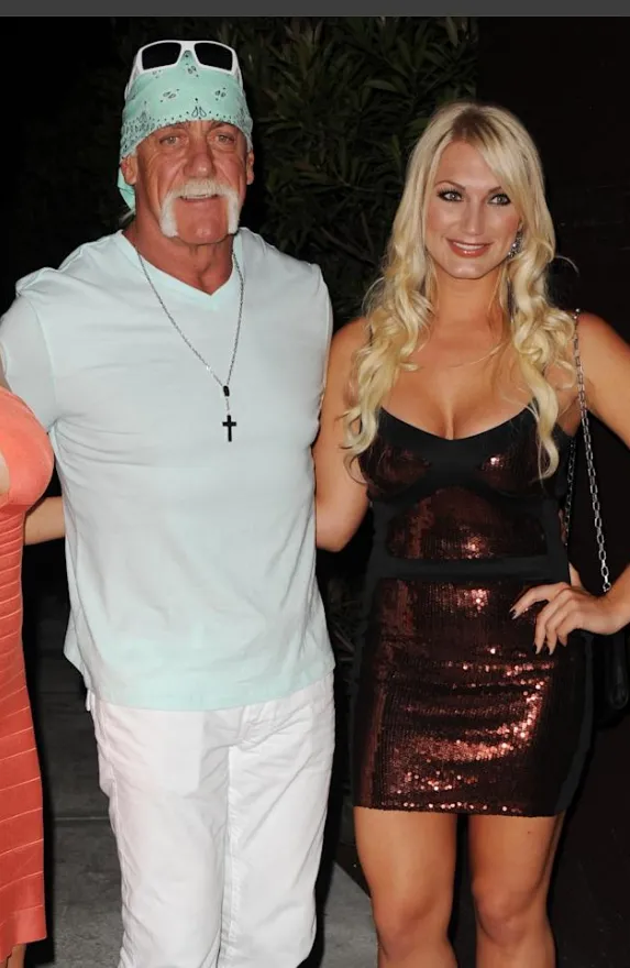 Brooke Hogan Height, Life, Career, and Net Worth 2025