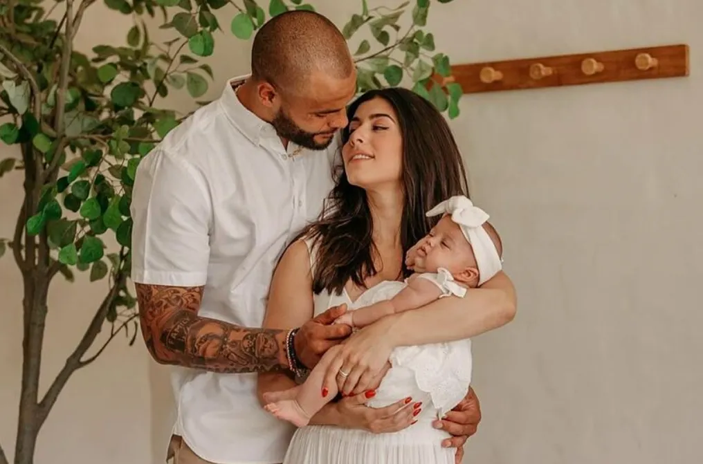 Dak Prescott's First Wife, Age, Height, Weight, Net Worth, Career, And Full Bio In 2025