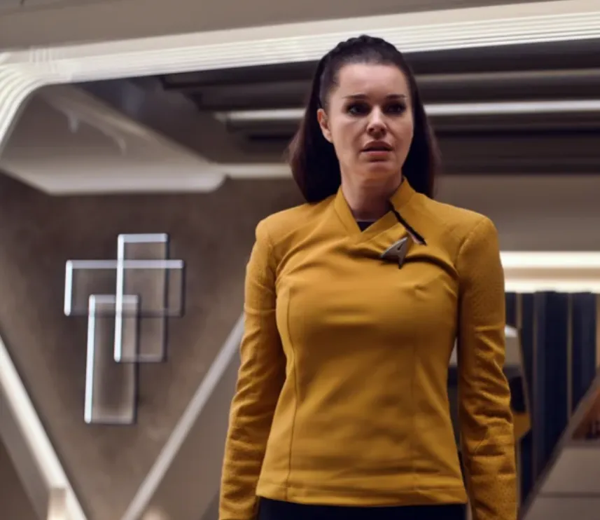 Rebecca Romijn Height – A Complete Biography, Career, and Lifestyle Guide