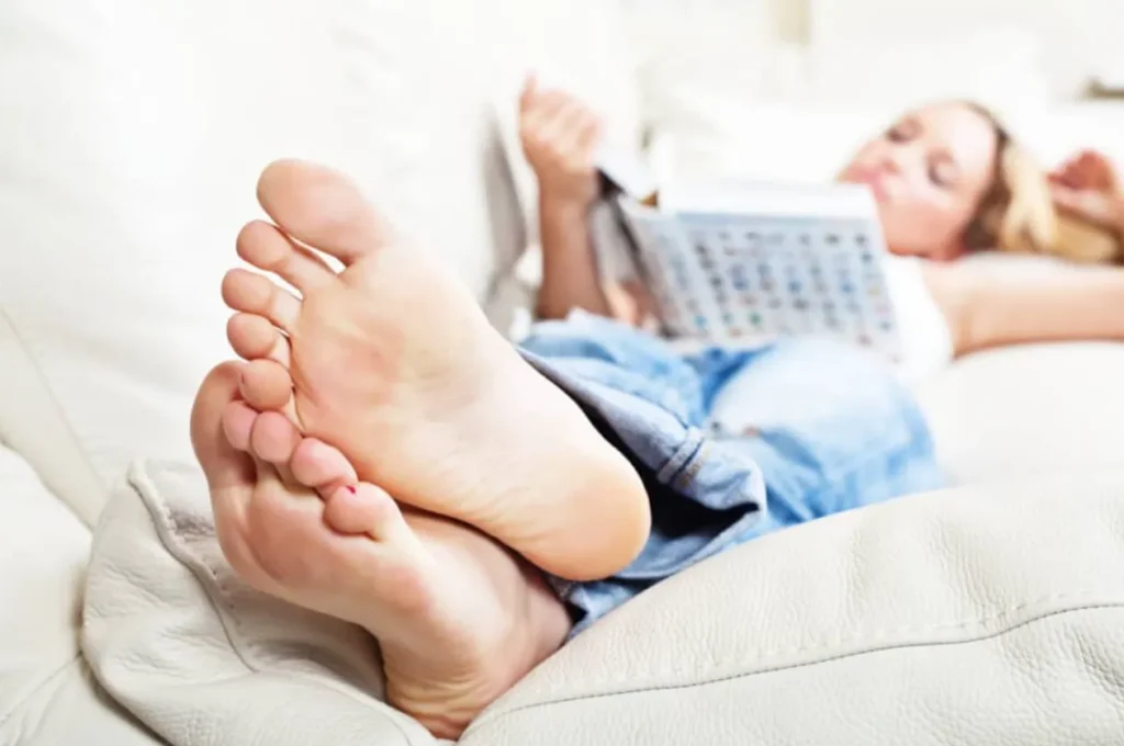 Why FetishFinder and FeetFinder Are the Best Places to Sell Pictures of Yourself Online